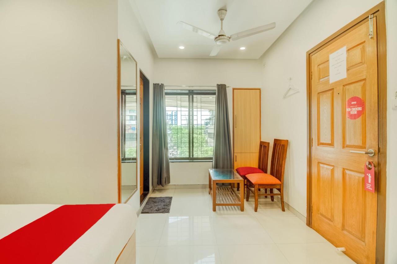 Oyo Flagship 572 Santacruz West Hotel Mumbai Kültér fotó