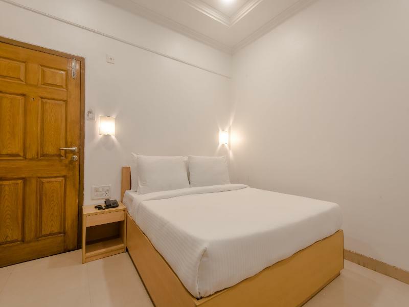 Oyo Flagship 572 Santacruz West Hotel Mumbai Kültér fotó