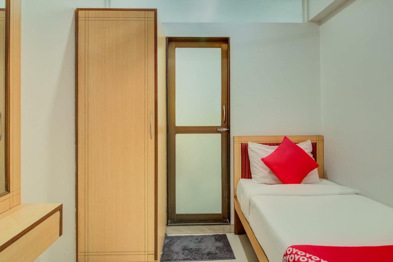 Oyo Flagship 572 Santacruz West Hotel Mumbai Kültér fotó